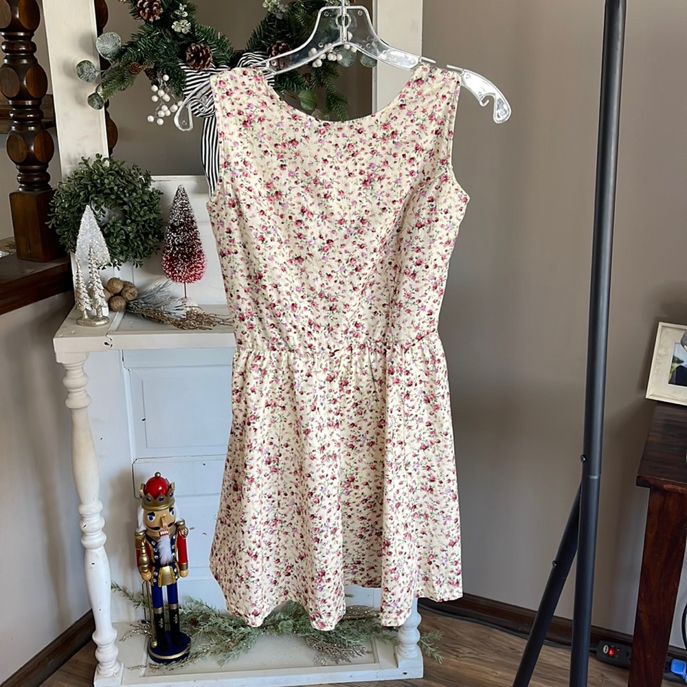 “Always Stay Humble & Kind” 🎶 - Girls Floral Dress